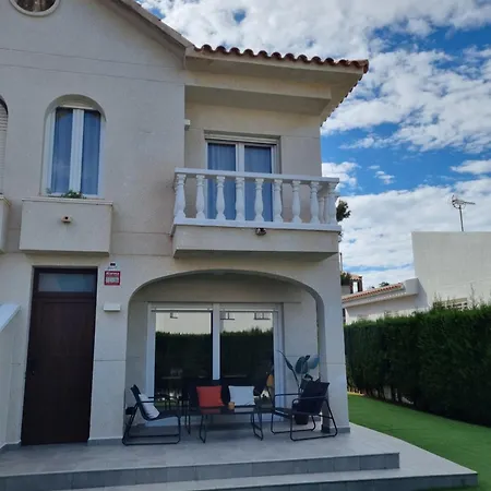 Casa Bedoll ميامي بلاتجا