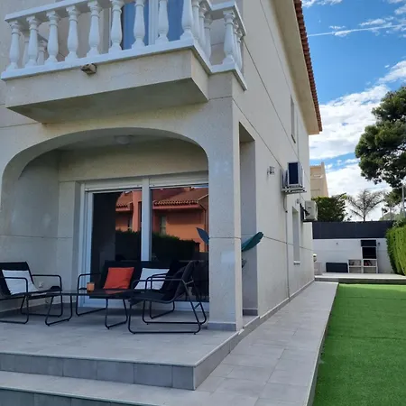 Casa Bedoll ميامي بلاتجا