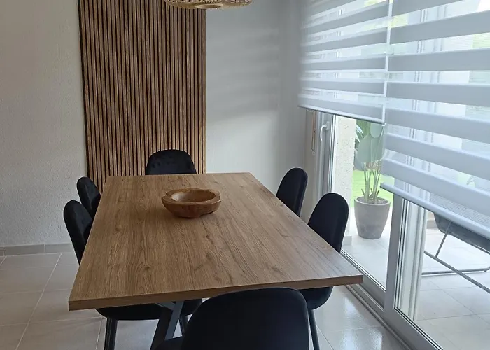 Casa Bedoll بيت للعطل *